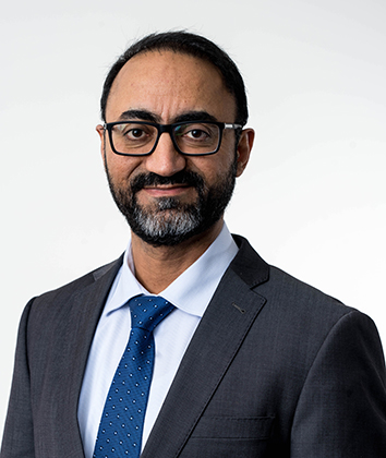 Photo of Professor Neeraj Gill